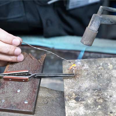 Onsite Jewelry repair service available at Quality Jewelers